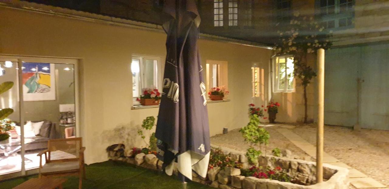 Cour St Didier Nevers Bagian luar foto